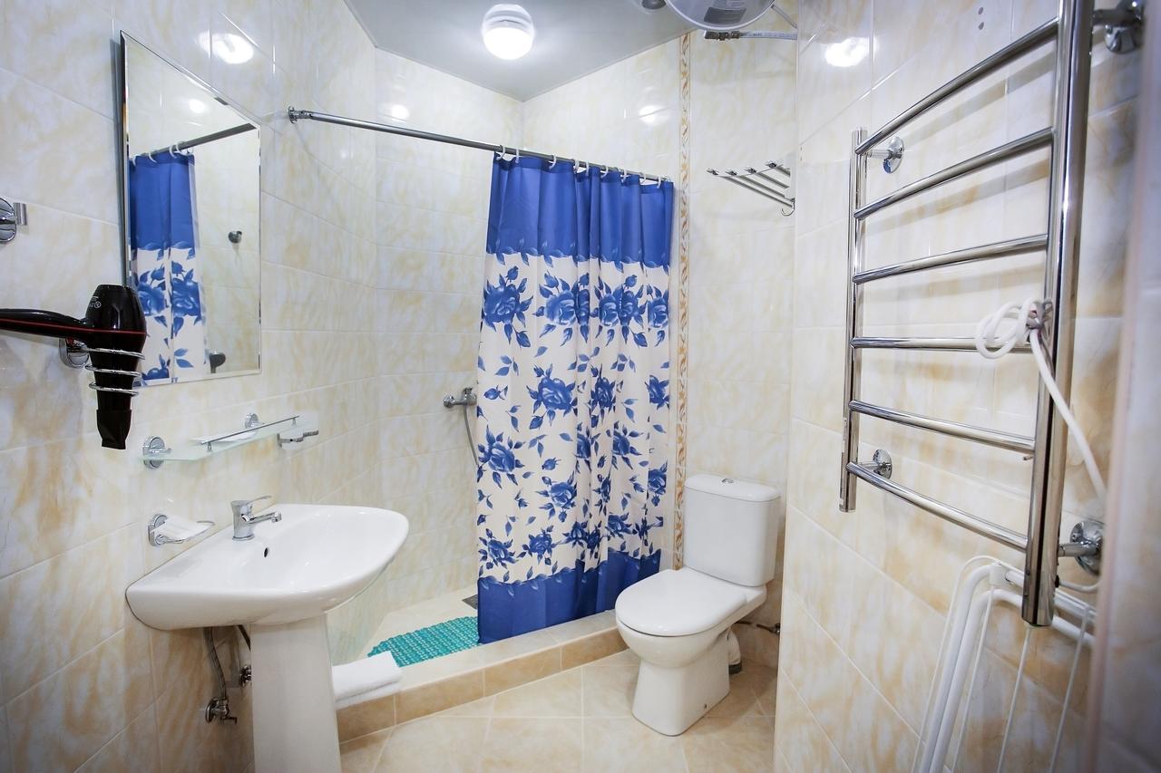 Hotel Acra Сухумі Екстер'єр фото